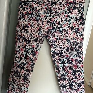 New York & Company Abstract Print Pants